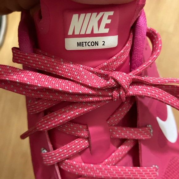 Nike Metcon 2 Flywire Training Sneakers - Pink! - Picture 2 of 7